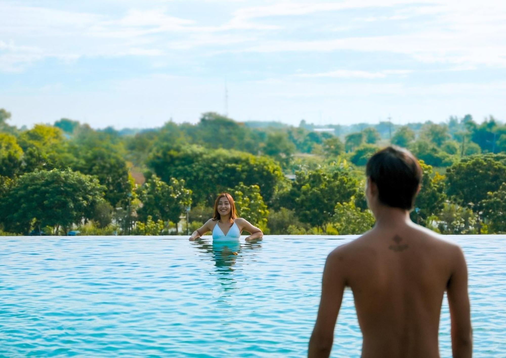 The Cavalli Casa Resort Phra Nakhon Si Ayutthaya Buitenkant foto
