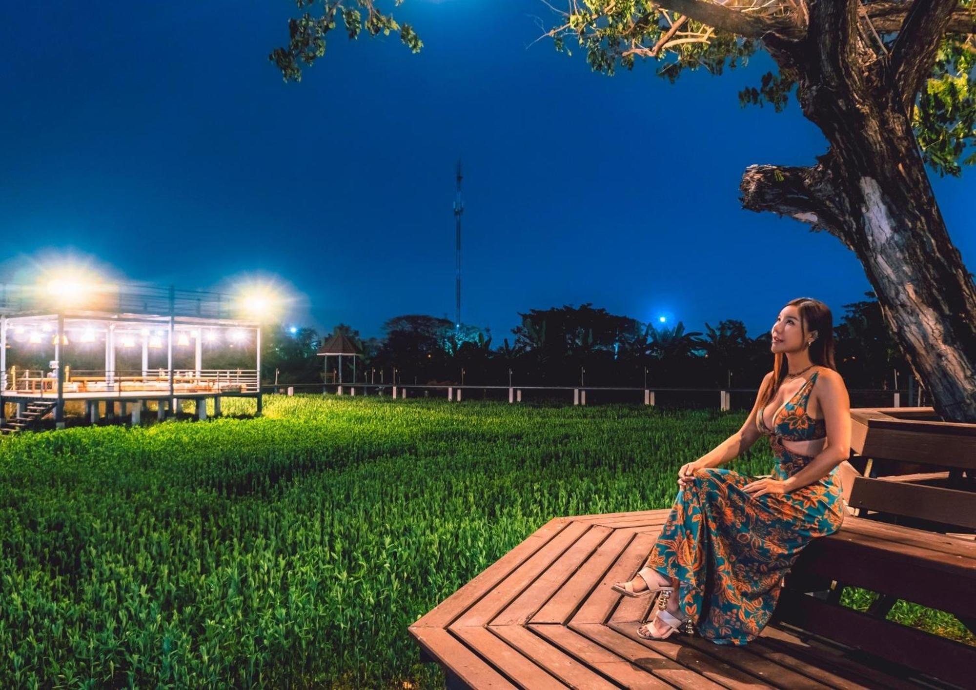The Cavalli Casa Resort Phra Nakhon Si Ayutthaya Buitenkant foto
