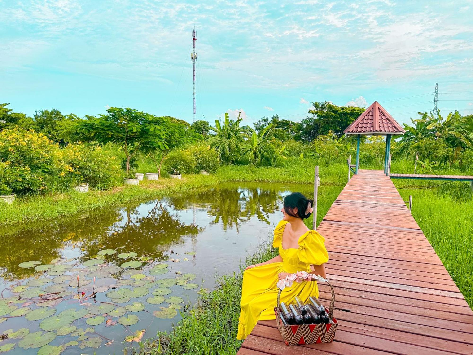 The Cavalli Casa Resort Phra Nakhon Si Ayutthaya Buitenkant foto